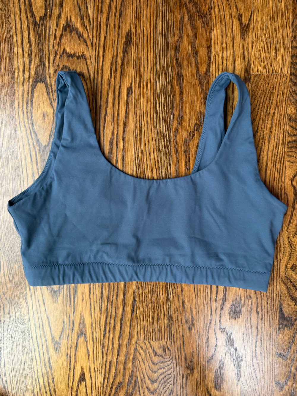 Everlane Women’s Activewear Performance Sports Bra